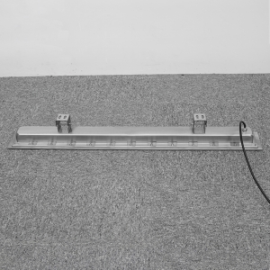 Hersteller liefert linearen LED-Unterwasserbrunnen für den Außenbereich; LED-Leuchten IP68-Wandfluterleuchte für Brunnenleuchten
         